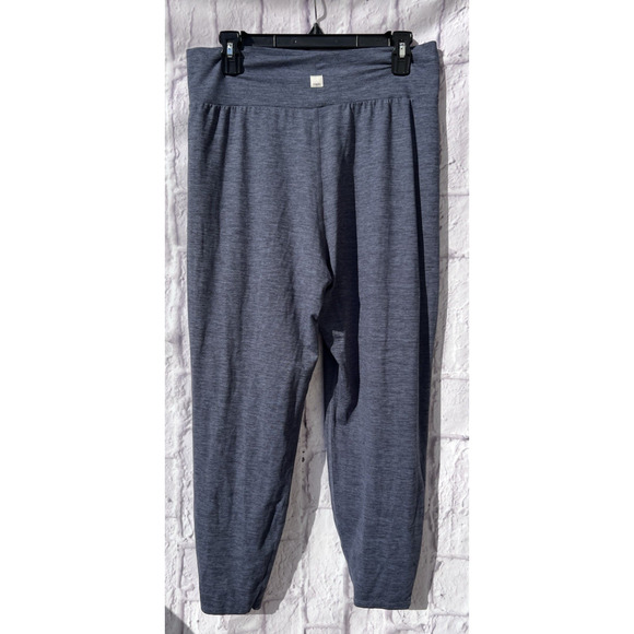 Vuori Gray Leggings - Picture 2 of 6